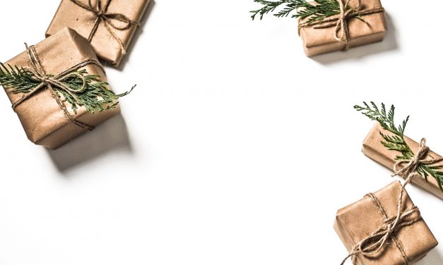 Gift Wrap Options for an Earth-Friendly Holidays