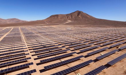 Hopeful Headlines April 29: Largest Solar Project Also The Cheapest